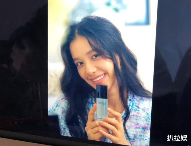 彭昱畅■彭昱畅低调宣布恋情,网友:这女孩儿有点眼熟啊!