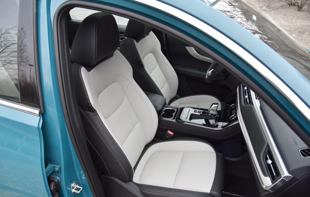 奇瑞瑞虎▲9.89万提了辆奇瑞瑞虎7,开了不到2000公里,车主说了一句实在话