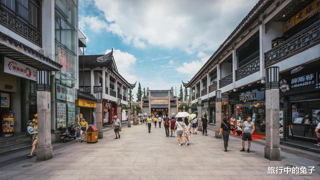 [苏州]苏州一条“遭嫌”的步行街，本地人不去，游客去了也说坑