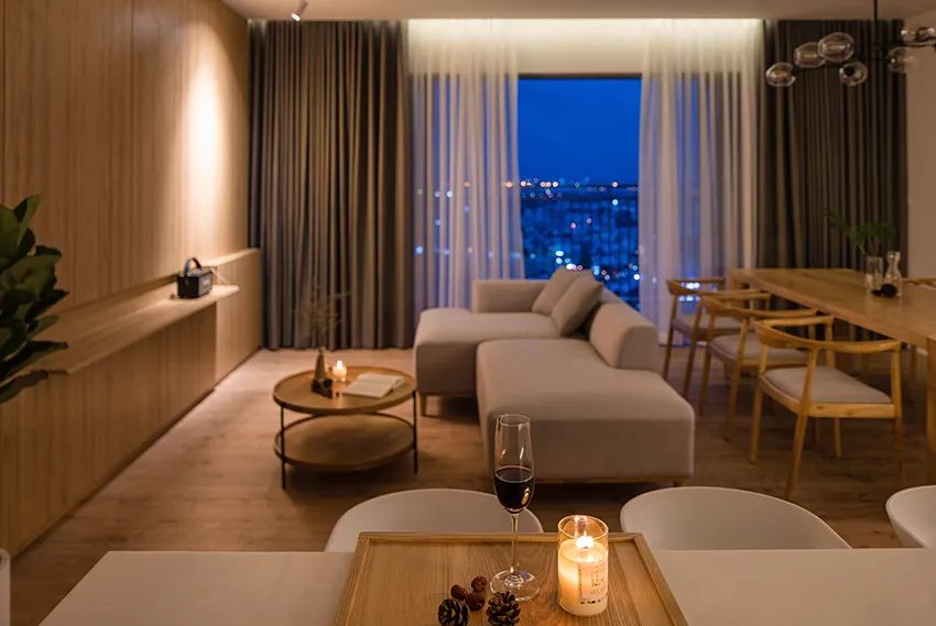 |119㎡宁静日式和风宅：柔弧中的光影流动！