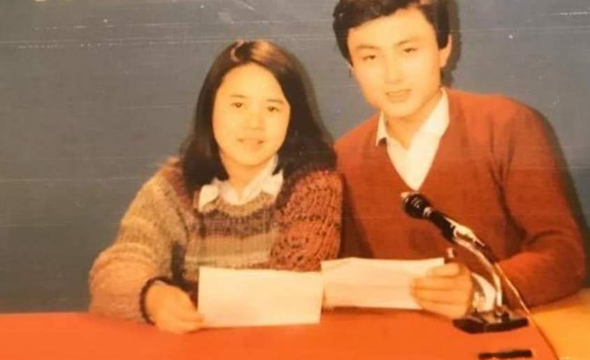 蘑菇头|难怪“金龟子”一直都是蘑菇头，当她的长发照流出后，果然是太美了！