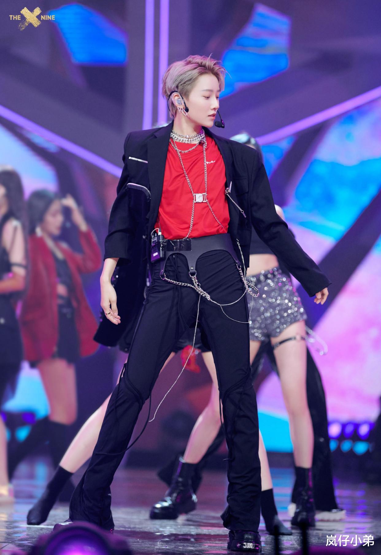 华语乐坛▲女歌手影响力排名出炉，华语乐坛没救了，她成唯一入榜的实力派！