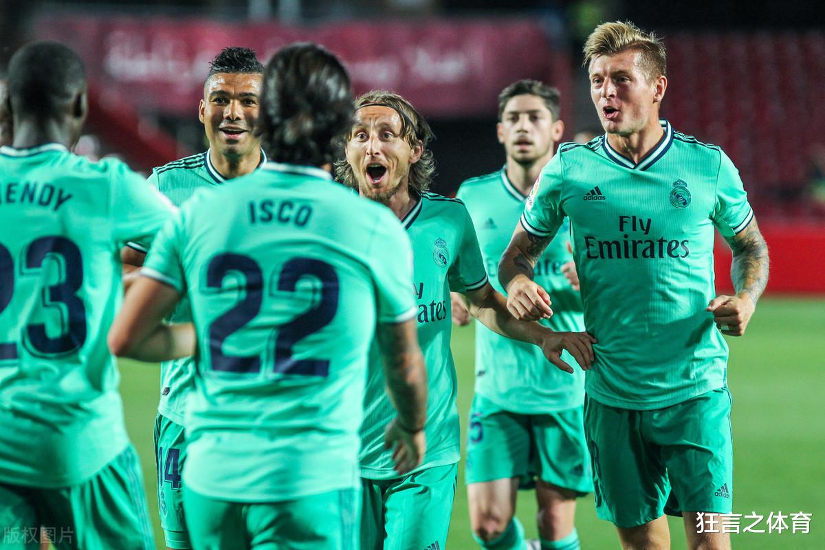 皇家马德里|皇马9连胜就要夺取西甲冠军 仍有1人不开心 库尔图瓦：被队友坑了