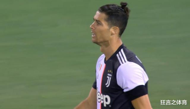 [C罗]体毛越位 C罗无缘双响，皇马旧将迷之微笑 尤文埋下大隐患