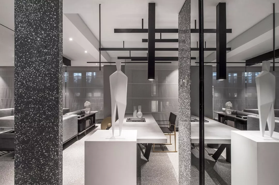 「」140㎡高级灰大平层,专业类空间金奖作品