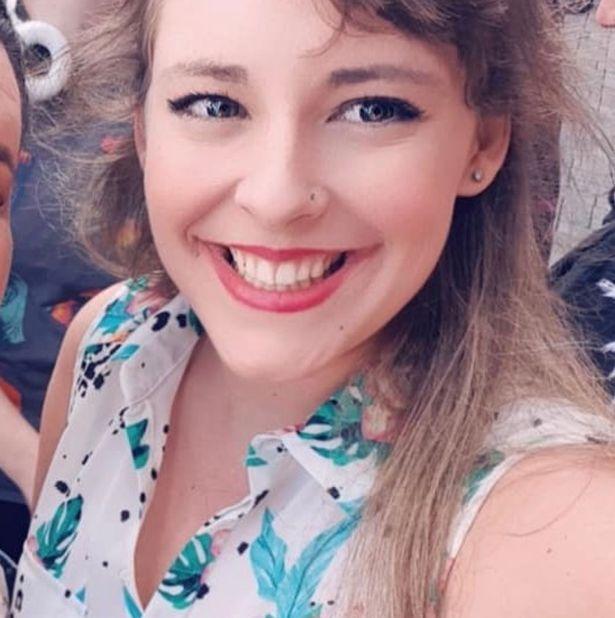 「英国」悲剧！英国老妇感染新冠死亡，孙女因封锁无法参加葬礼绝望自杀