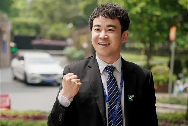 安家@《安家》结局最好命的不是房似锦，娄山关娶了白富美才是人生赢家
