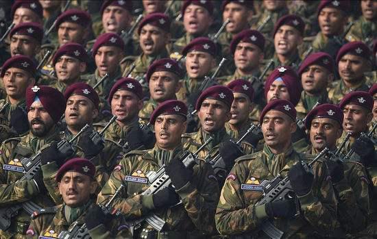 [印度]越南一个师9000人，印度一个师17000人，我国多少？