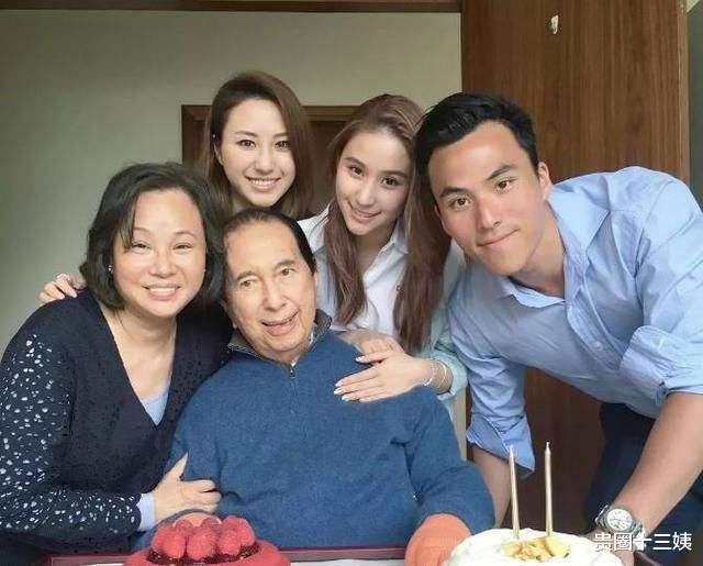 #赌王#赌王家族开记者会！站位考究暗藏玄机，四太梁安琪地位微妙