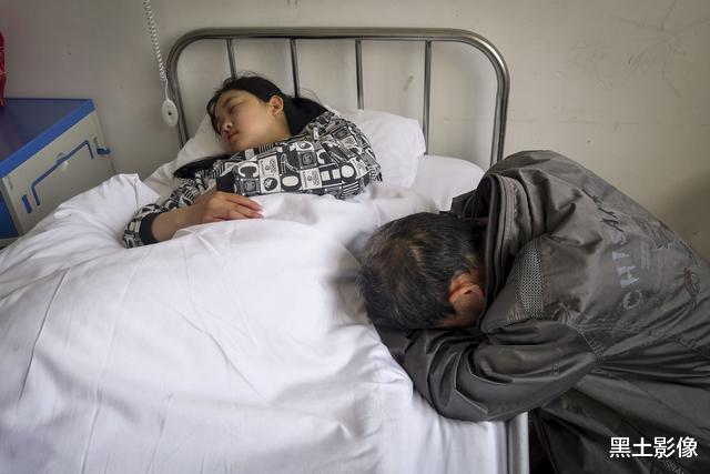 【北京市】河南7旬老人收养残疾弃婴16年,今长成漂亮小姑娘日子却没法过了