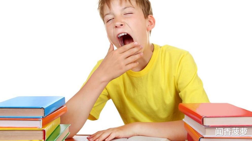 |孩子总是在课堂上钓鱼，家长的第一反应应该是生气吗？