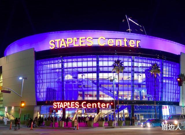 湖人队■8例，湖人主场成重灾区！名记详解内幕，浓眉曾被叫“冠状男孩”