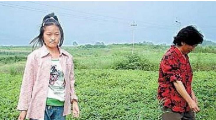 『』14年前故意“交白卷”，写8000字长文反对高考的女生，现在咋样？