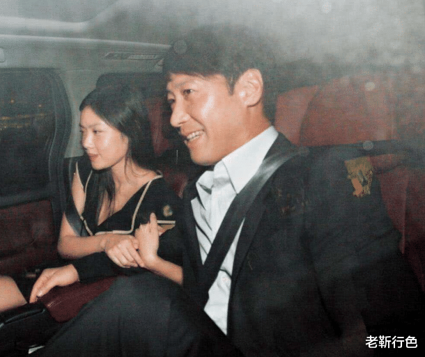 娱乐圈|他4年花光7亿，52岁和女助理相爱生下女儿，今年接着造儿子！