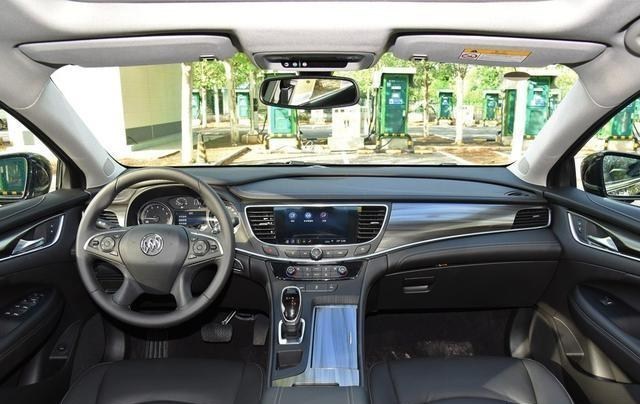 别克君越|花24万提辆别克君越值吗？行驶5280公里后，车主憋了几句话要说！