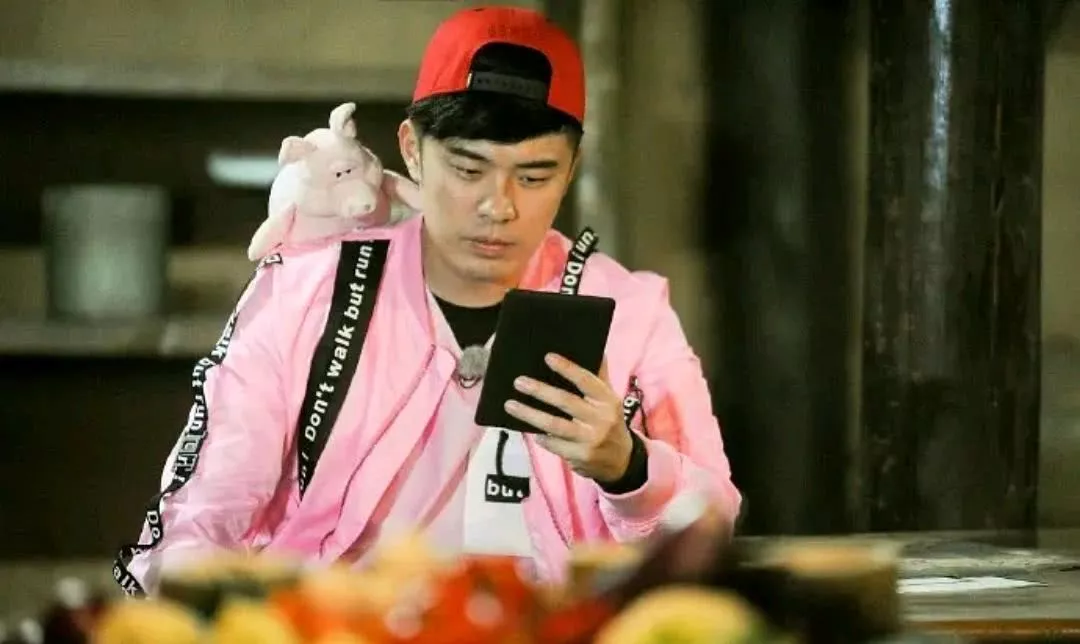 爱情公寓5：为何曾小贤没了前四部的那种感觉？不止因为咖位上升