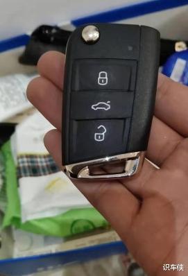 [大众速腾]越来越多人买车选择速腾，这车到底哪里好？看完车后车主有了答案