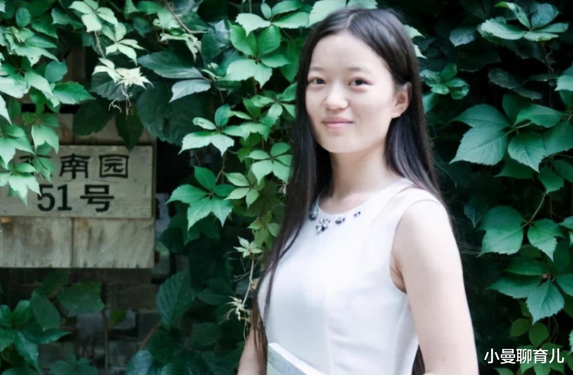 清华大学|清华大学入学考试，语文试题仅3个字，多半学生交白卷只有1人满分