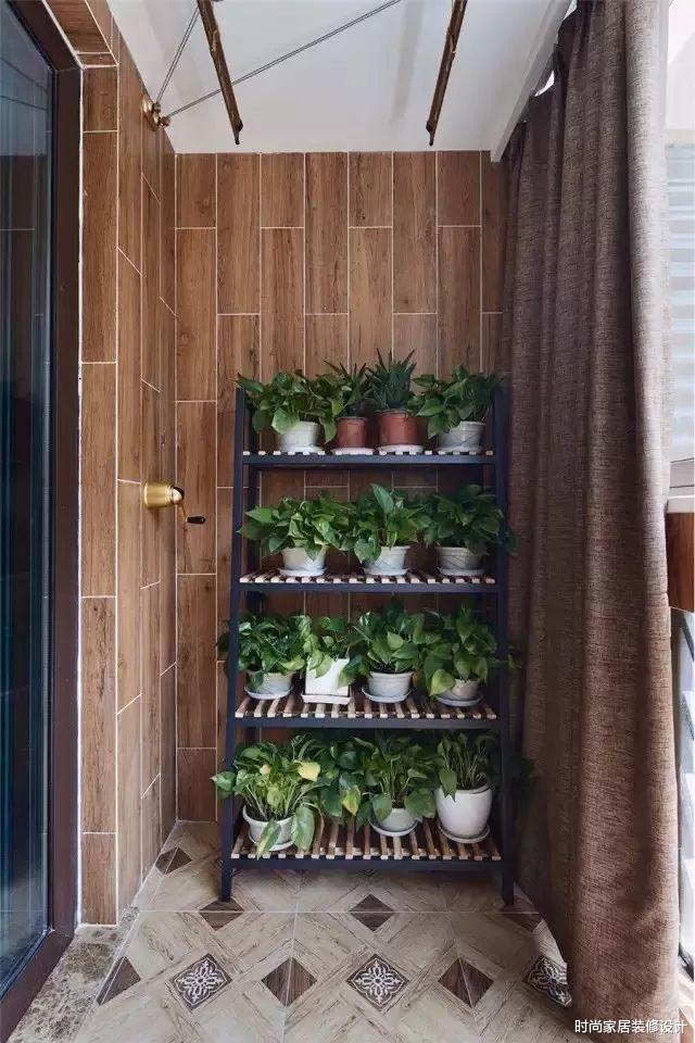 @别看阳台小，利用好这一面墙，等于多出一实用房！