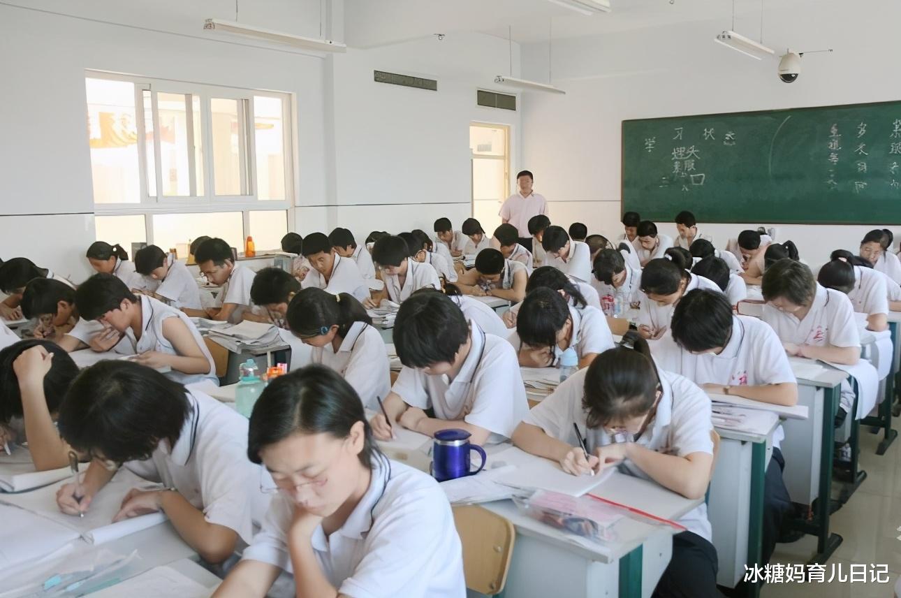 考试|高考阅卷老师“最讨厌”的4种字体，高考严重丢分，很多考生中招