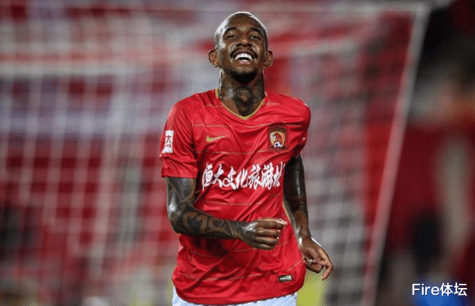 广州恒大|6.2分！恒大3-1有一人发挥引球迷不满，他凭什么令艾克森坐板凳