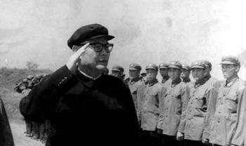 |他一辈子没上过几次战场，却当上开国元帅，只因他擅长这两件