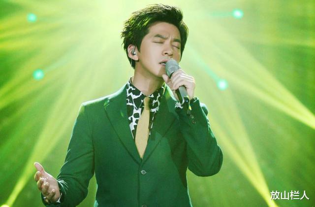 李健|李健再上热搜:46岁活得像20岁 油腻青年该如何救赎