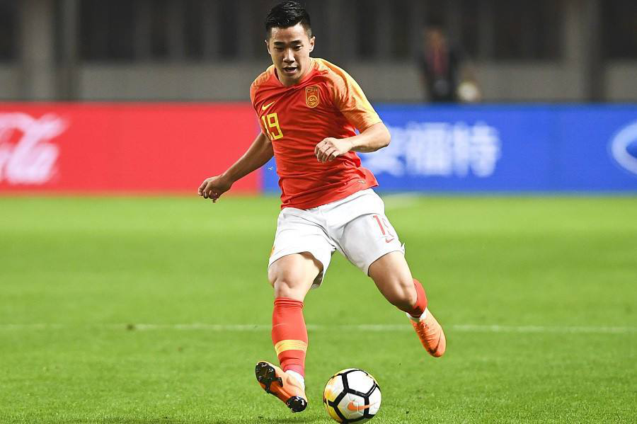 『上海上港』徐根宝看走眼了?武磊接班人等四人离队,上港97一代恐硝烟殆尽