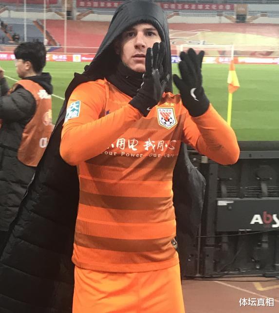 中超@中超的巴西外援开始归来！保利尼奥在回来路上，鲁能新外援很尴尬