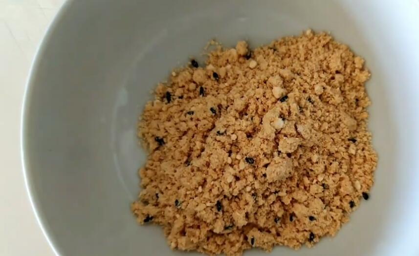 面粉|“面粉”别再做包子馒头了，倒锅里炒一炒，一个月的早餐不用买！
