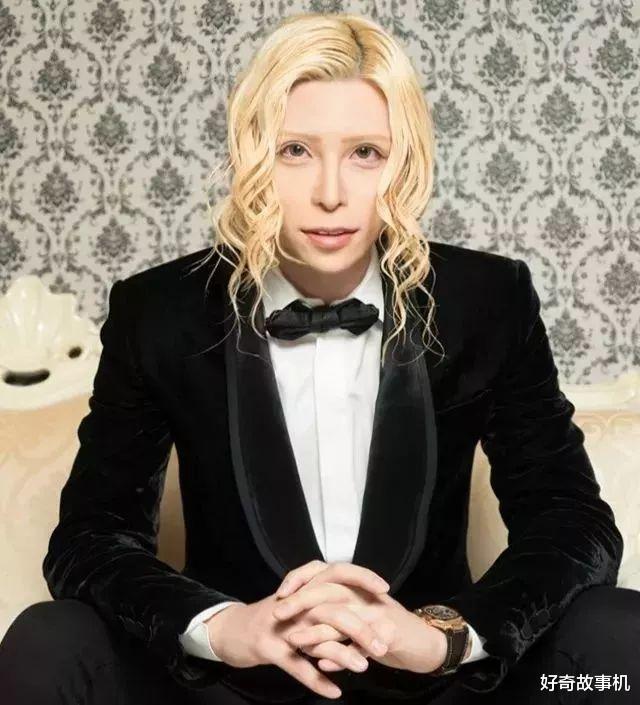 「罗兰」日本第一男公关夜王罗兰，他成功的秘诀你可能做不到