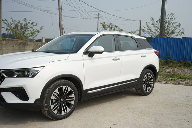 丰田汉兰达|又一国产被遗忘！轴距2米7，气场超汉兰达，不足8万却无人理