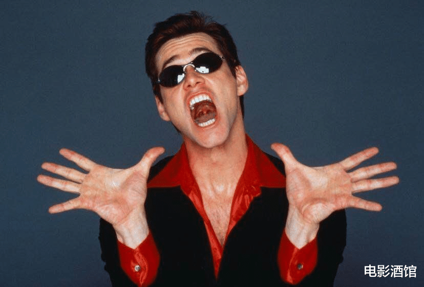 「金·凯瑞」王者归来！金·凯瑞新片票房大卖，58岁的他依旧是好莱坞喜剧之王