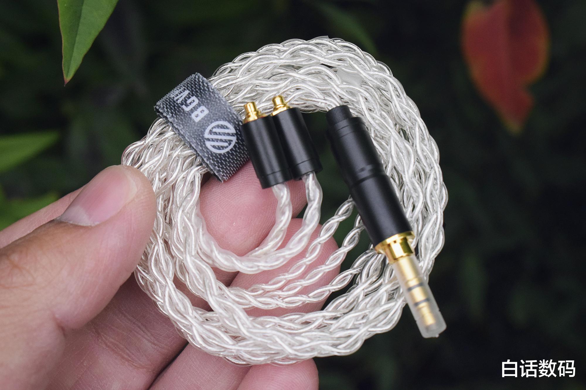 耳机|中端配置入门价！——BGVP DN2铍振膜圈铁耳机体验