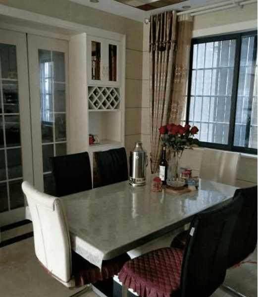 新房公婆要住主卧我无话可说, 妹妹住次卧我们住小屋不能忍!