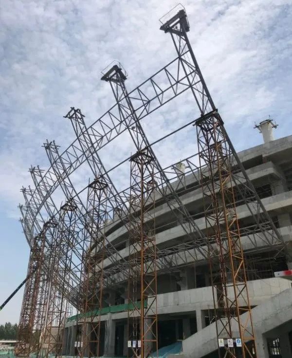 列车运行图|今天！开封市体育中心成功\加冕\！