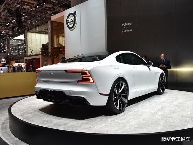 丰田凯美瑞|吉利终于换上全新“车标”，让雪铁龙都十分“嫉妒”，舒服哥这次真的成功了