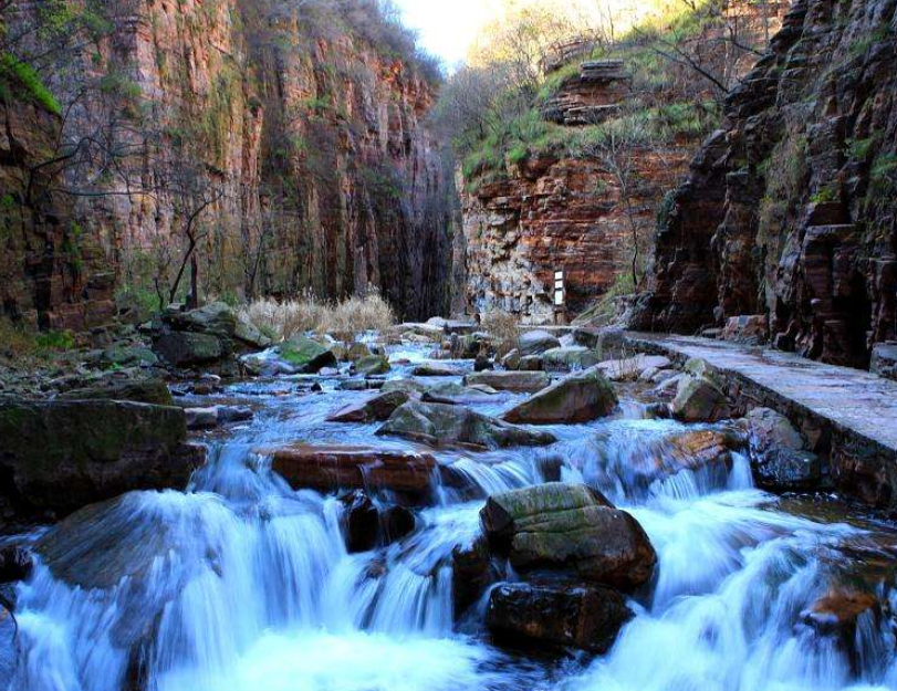 『破产』国内首家“破产”的5A级景区，原因竟是游客太多，老板欠下巨债