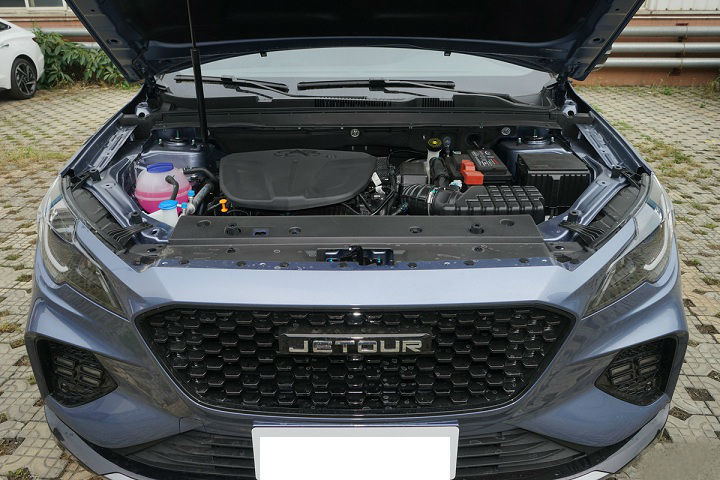 「房车」顶配不足13万，车宽1米9，1.6T有197马力，这SUV好像比瑞虎8划算