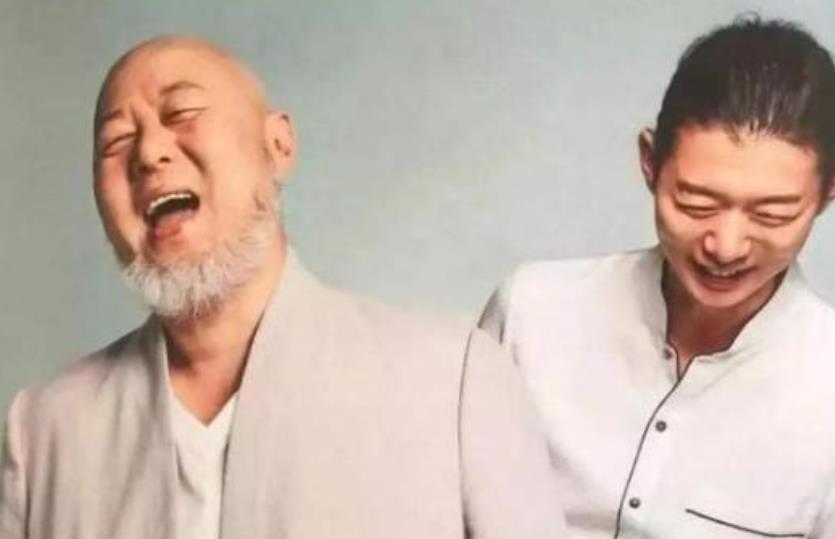 霍尊：有一种整容叫霍尊留短发，和长发的样子判若两人，网友：太帅了吧