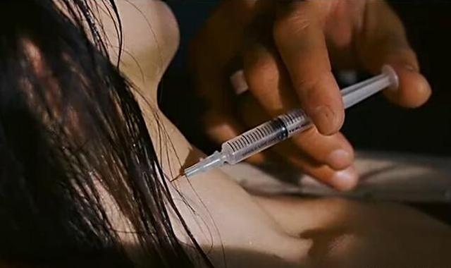 神鸟知讯资讯站|茶叶能藏毒？大学一老师为赚钱，想出\＂妙招\＂：真好，4个月能赚50万