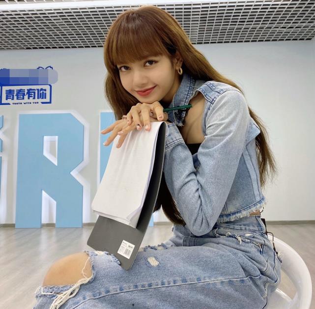 『lisa』Lisa退出《青春有你》？节目组找来NPC救场，与蔡徐坤再合体