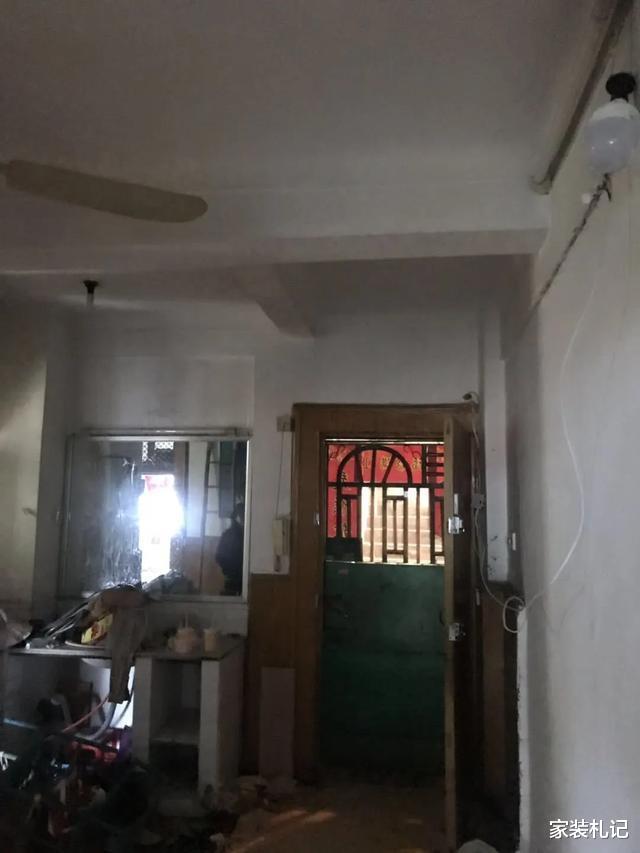 |舍弃电视墙,不买餐桌,学她家这样设计,简约又漂亮!