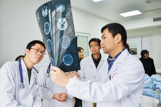 【中考】我国3所非211医科大学,王牌专业十分硬核,能够考上的人前景广阔