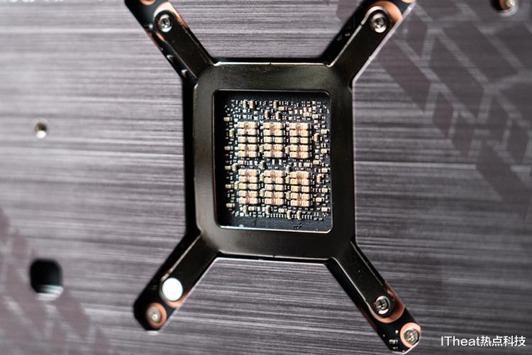 显卡|RTX 30显卡因电容差别产生黑屏崩溃 华硕EVGA已紧急规避