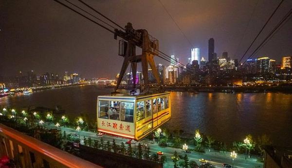 重庆▲西南地区最宜居的城市,物价很合理,名气比贵阳大,消费比成都低
