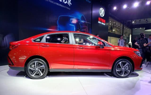 11月最畅销的5款新能源车 比亚迪不见踪影