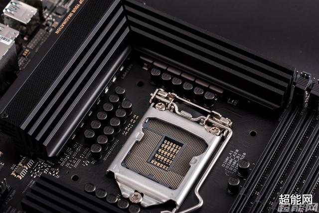 华为|ProArt Z490 CREATOR 10G主板评测：创作者的得力助手
