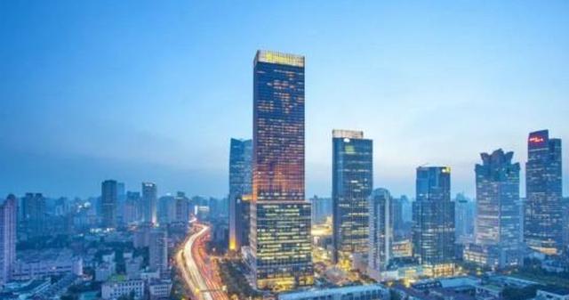 10年后高层房子是“黄金价还是白菜价”？国家“一锤定音”，已有答案