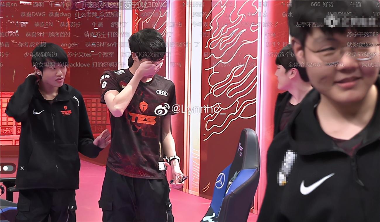 虎牙|虎牙S10：SN晋级决赛，Karsa却上了热搜！姿态直言阿水这波洗不了